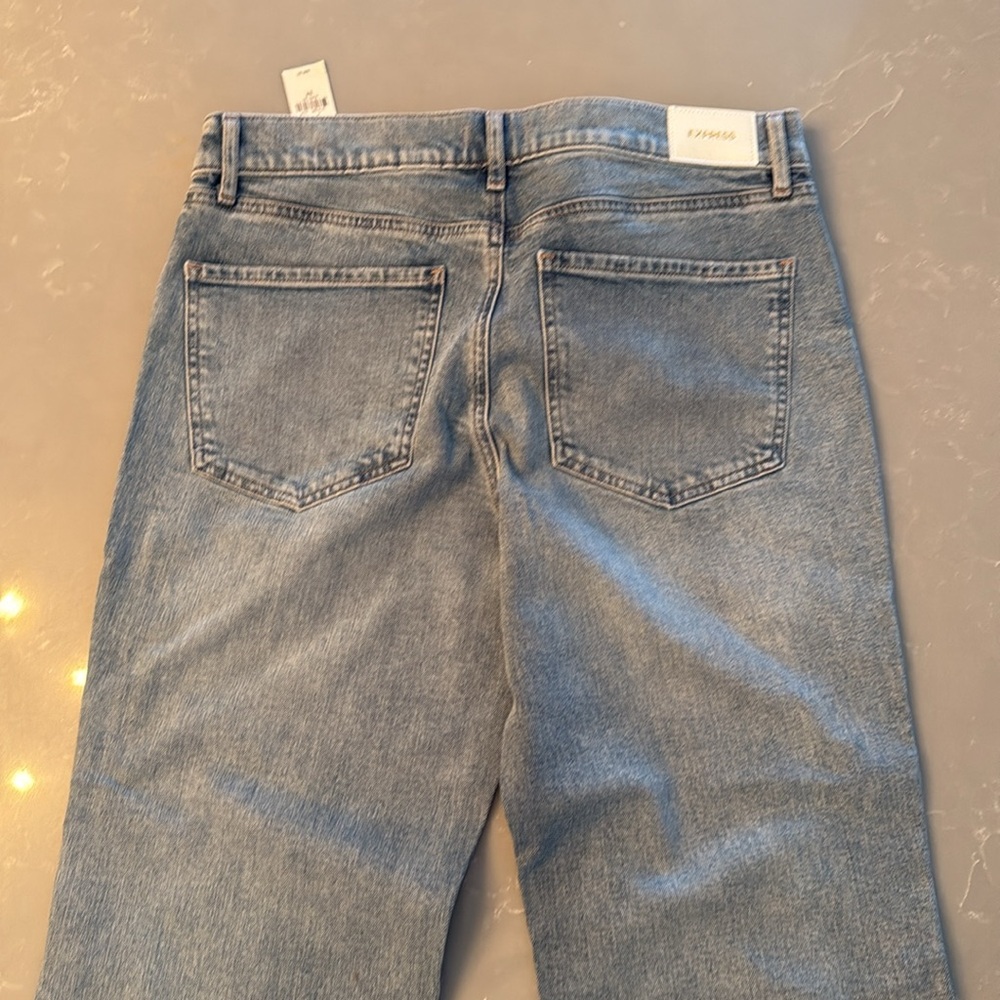 Express Woman Mid Rise Light Wash '70s Flare Jeans, Size 12R - Picture 5 of 6